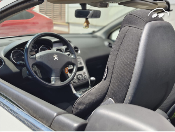 Peugeot 308 CC 1.6 i 7