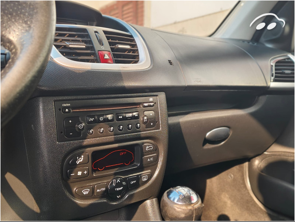 Peugeot 206 206 + 1.4 HDI  8