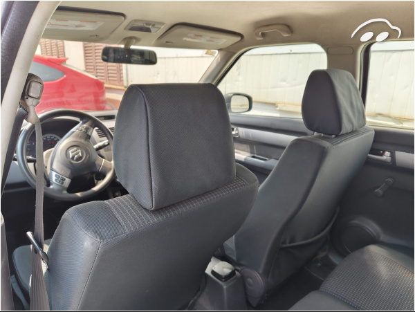 Suzuki Swift 1.3 6