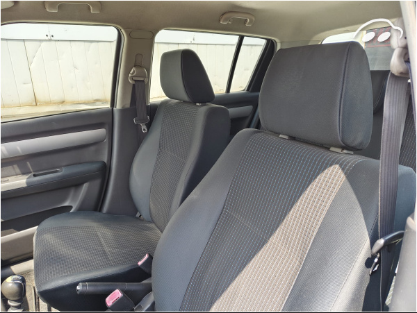 Suzuki Swift 1.3 9