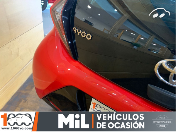 Toyota Aygo 1.0 72CV X-PLAY 1