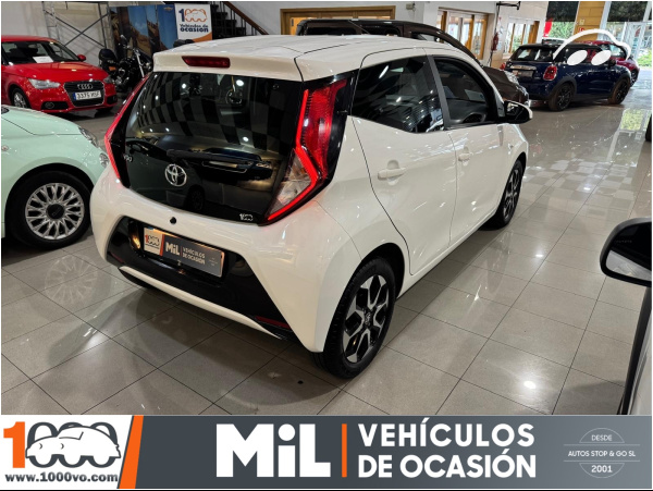 Toyota Aygo 1.0 72CV X-PLAY 3