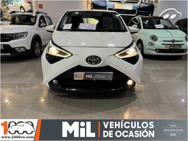 Toyota Aygo 1.0 72CV X-PLAY 9