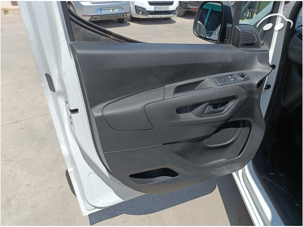Peugeot Partner Furgon 1.5 HDI 11
