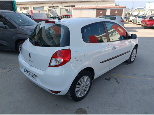 Renault Clio 1.2 16V 6