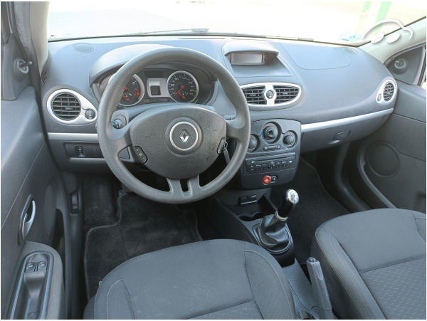 Renault Clio 1.2 16V 7