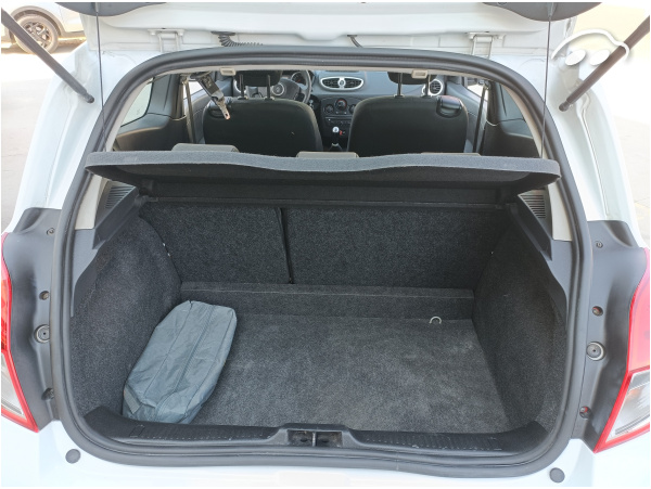 Renault Clio 1.2 16V 11