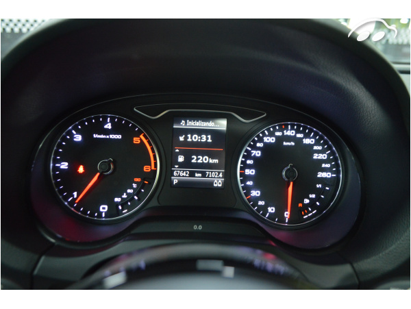 Audi A3 Cabrio 2.0 TDI S-LINE  10