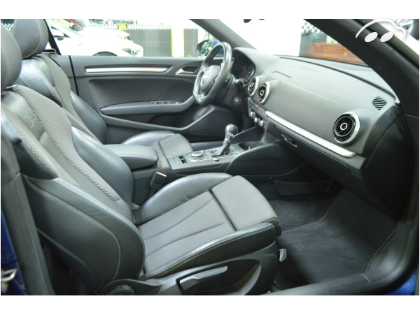 Audi A3 Cabrio 2.0 TDI S-LINE  6