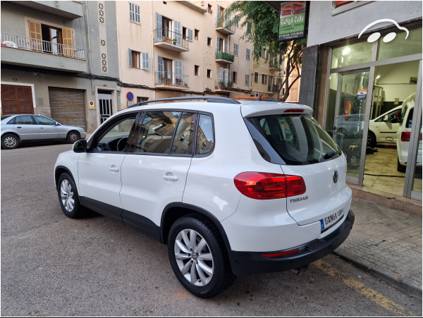 Volkswagen Tiguan  4