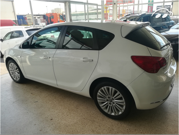 Opel Astra 1.4 2