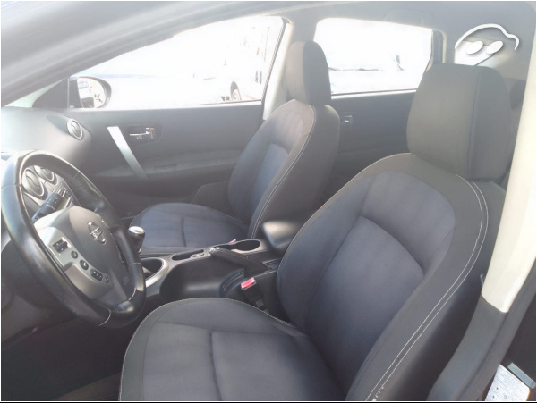 Nissan Qashqai Acenta 4x2 8