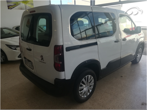 Peugeot Rifter 1.5 5