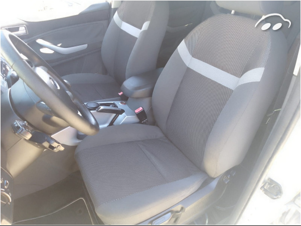 Ford Kuga 2.0 TDCI  8