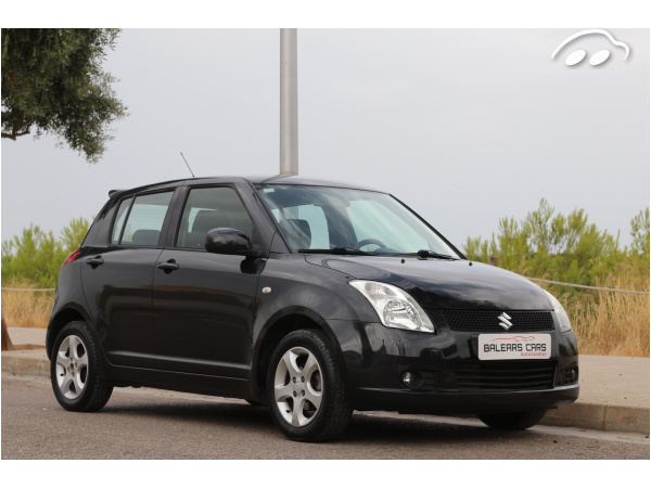 Suzuki Swift 1.3 4X4 manual 2