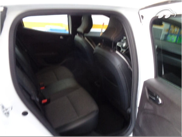 Renault Clio ZEN 8