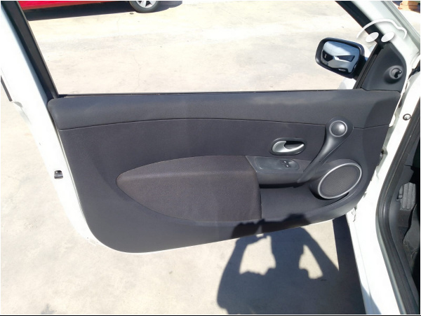 Renault Clio 1.2 9