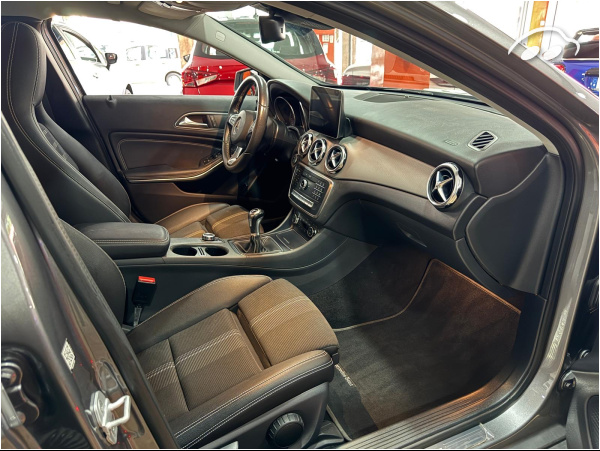 Mercedes-benz Clase GLA URBAN  10