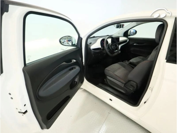 Fiat 500 BEV 87KW ICON 118CV 3P 9