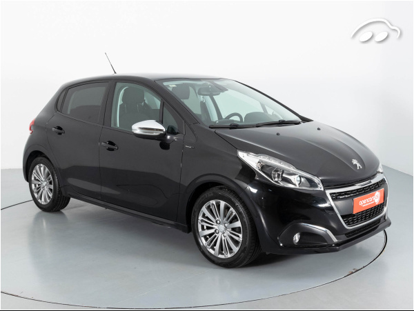 Peugeot 208 1.2 82CV SIGNATURE 1