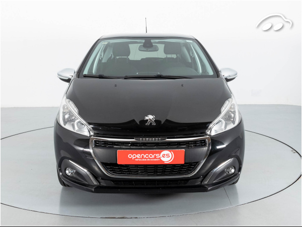 Peugeot 208 1.2 82CV SIGNATURE 2