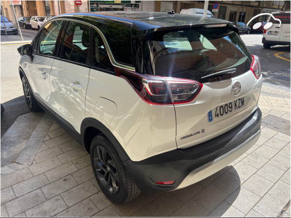 Opel Crossland X  3