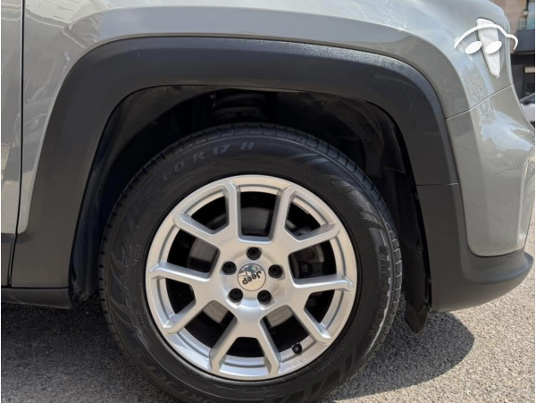 Jeep Renegade 1.0 LIMITED 11