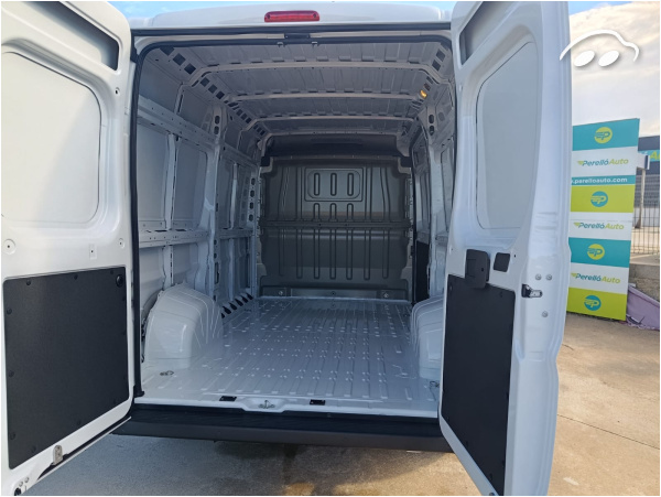 Peugeot Boxer FURGON 3.3 L2H2 BLUEHDI 140 6
