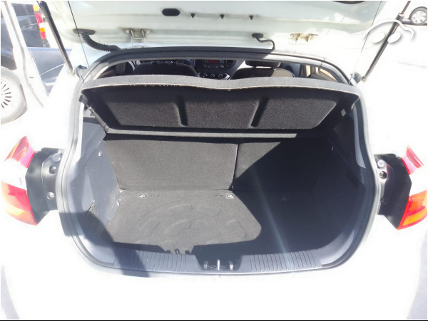 Kia Rio 1.2 11