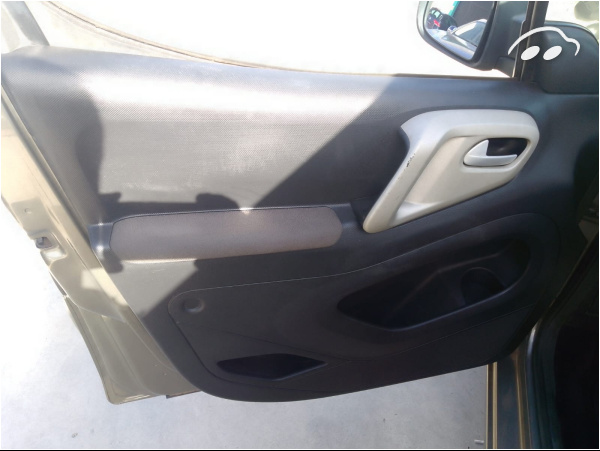Citroen Berlingo 1.6 HDI  9