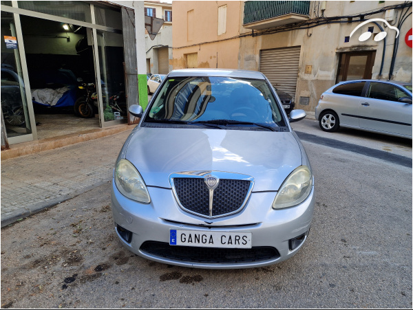 Lancia Ypsilon  3