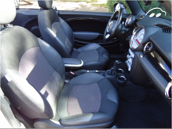 Mini Cooper Cabrio 1.6 120 cv 11