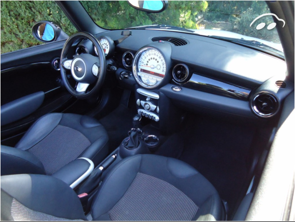 Mini Cooper Cabrio 1.6 120 cv 9