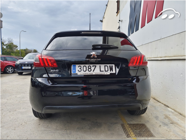 Peugeot 308 1.2 THP Puretech 12V 4