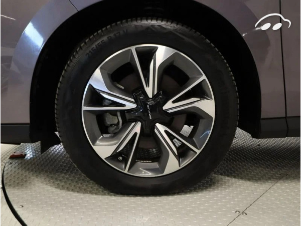 Maxus EUNIQ5 MAXUS EUNIQ 5  9