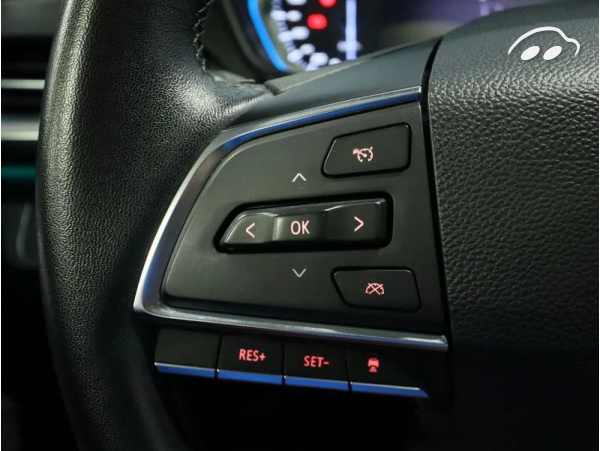 Maxus EUNIQ5 MAXUS EUNIQ 5  10