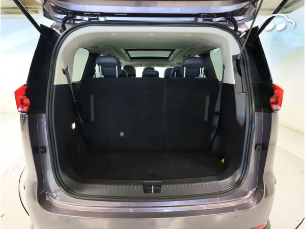 Maxus EUNIQ5 MAXUS EUNIQ 5  12