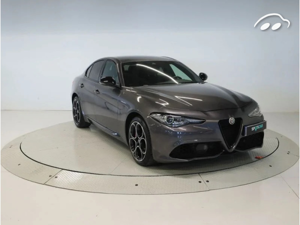 Alfa Romeo Giulia 2.2 D TURBO 154KW VELOCE AUTO 4WD 210CV 4P 1