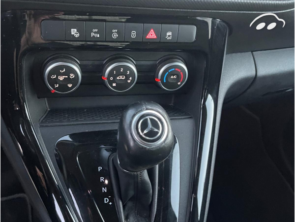 Mercedes-benz Clase T  8