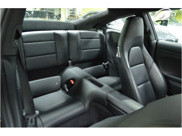 Porsche 911 CARRERA COUPE PDK 9