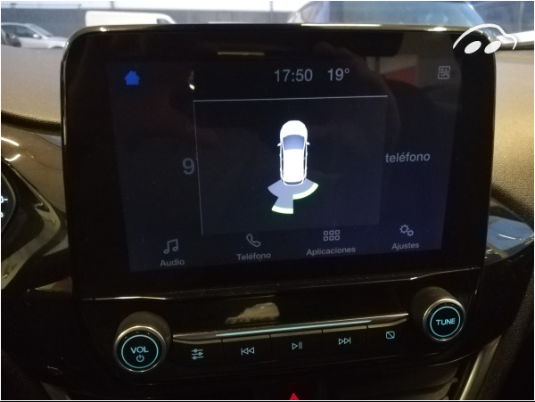 Ford Fiesta ACTIVE 8