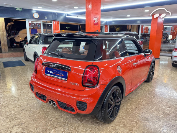 Mini Cooper S ACABADO JCW AUTOMÁTICO  6