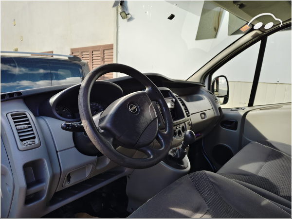 Opel Vivaro 2.0 7