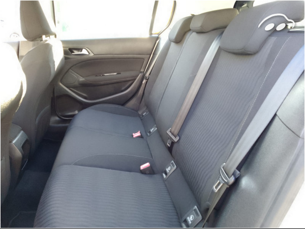 Peugeot 308 1.6 HDI Qllure 2