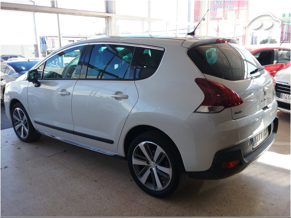 Peugeot 3008 SUV ALLURE 3