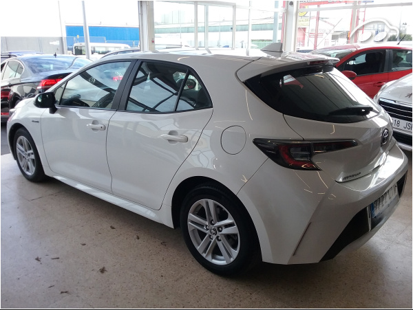 Toyota Corolla ACTIVE 2