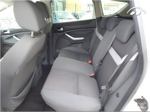 Ford Kuga Titanium 10
