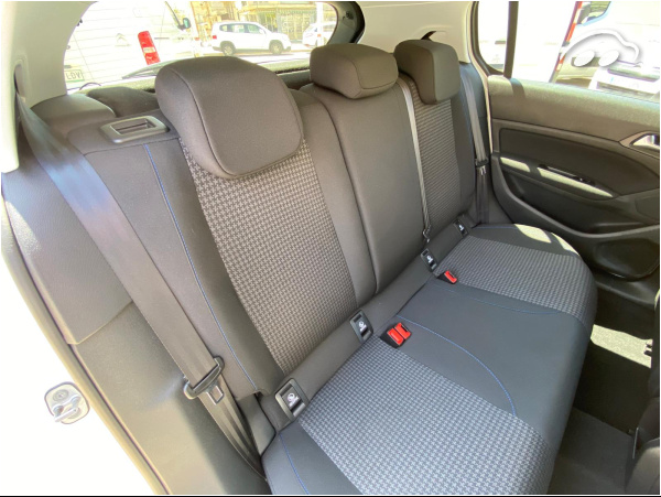 Peugeot 308 STYLE 1.2 130CV 8