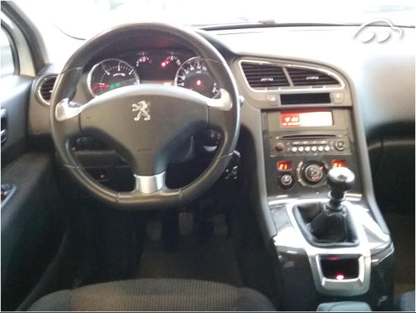 Peugeot 5008 ALLURE 6