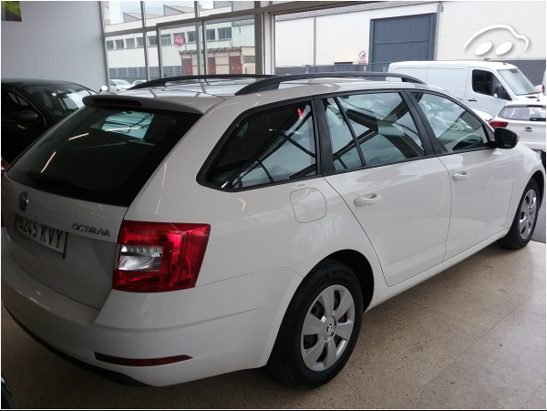 Skoda Octavia ACTIVE 4
